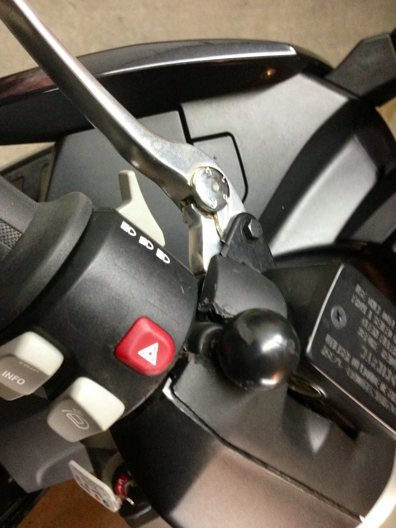 Ball mount